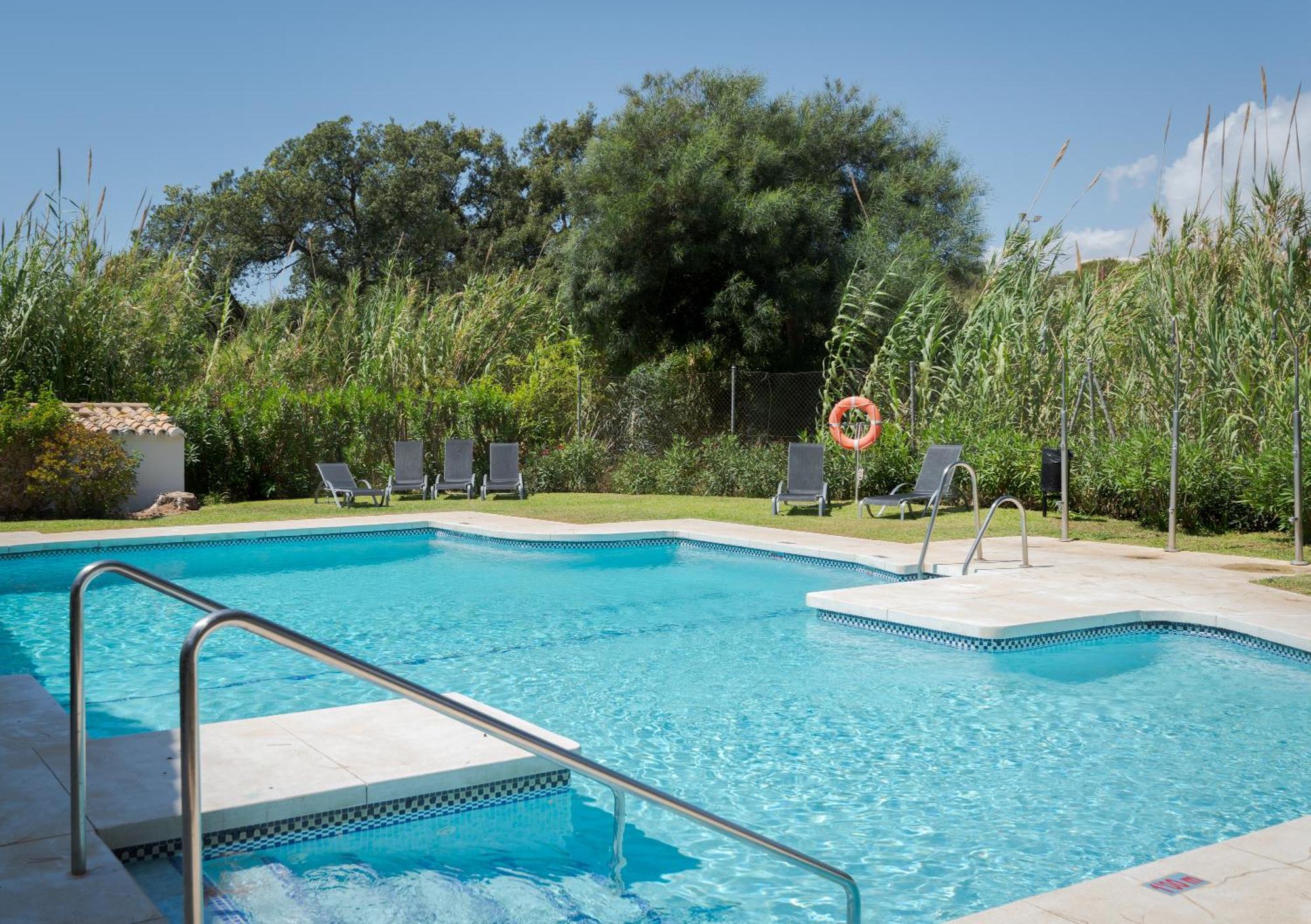 Wintowinrentals Townhouse, Pool & Beach มาร์เบยา ภายนอก รูปภาพ